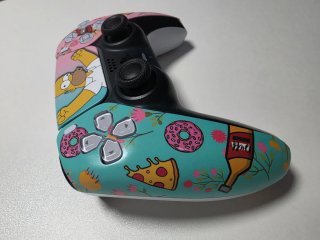 Mando PS5 personalizado Homer Simpson