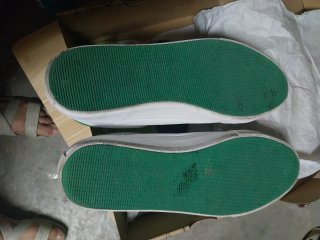 Zapatillas Pull&Bear Blancas y Verdes Talla 44