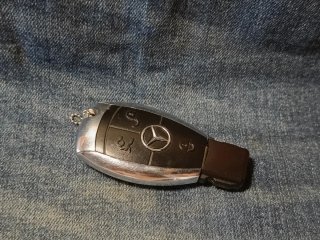 Chiavetta USB Mercedes-Benz 8GB Design Iconico