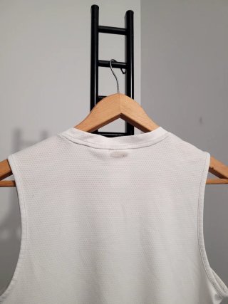 Camiseta sin mangas Adidas blanca