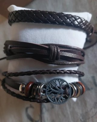 OFERTA...SIN ESTRENAR Reloj Geneva y 3 Pulseras