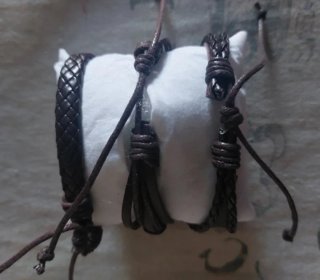 OFERTA...SIN ESTRENAR Reloj Geneva y 3 Pulseras