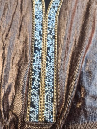 Blusa T U. Con etiquetas. VER medidas