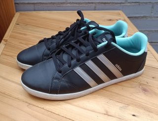 Zapatillas Adidas Mujer Negras y Turquesa