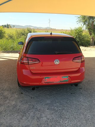 Volkswagen Golf VII GTI PERFORMANCE