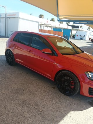 Volkswagen Golf VII GTI PERFORMANCE