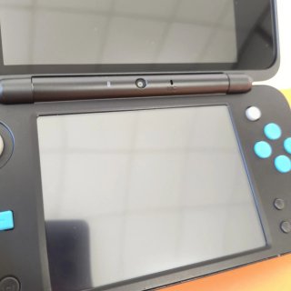 CONSOLE NINTENDO NEW 2DS XL BLU NERO CON CAVO