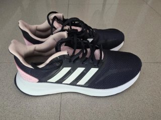 Zapatillas Adidas Negras y Rosas Talla 38.5