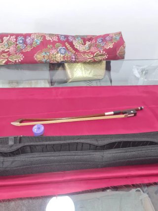 Arco Contrabajo 1/4 Francés + Funda + Resina