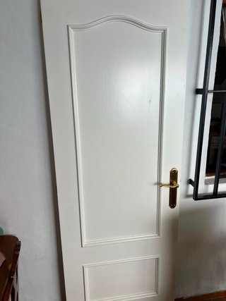 Puertas madera laca blanca