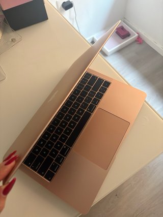 MacBook Air 13” 2018 Oro i5 | 8GB RAM | SSD