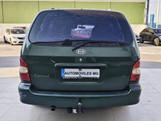 KIA Carnival 2000