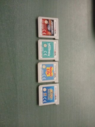 NINTENDO 3DS (NECESITA CAMBIO DE BATERIA)
