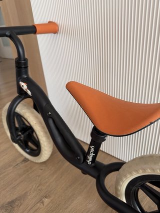 Bicicleta equilibrio Chillafish 10”como nueva