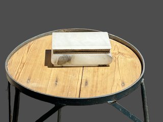 GIOIELLIERA ITALIANA VINTAGE IN ALABASTRO BIANCO C 1950