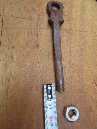 Pestillo antiguo forja, para candado.