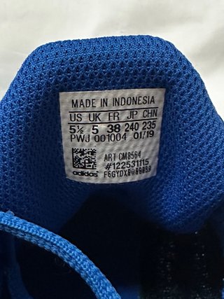 Zapatillas Adidas Azules y Blancas