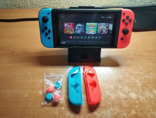 Grande confezione Nintendo Switch. Molti accessori