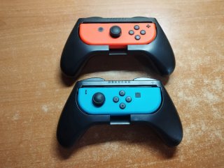 Grande confezione Nintendo Switch. Molti accessori