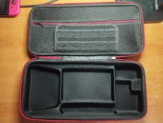 Grande confezione Nintendo Switch. Molti accessori