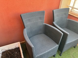 2 Poltrone da esterno in rattan grigio