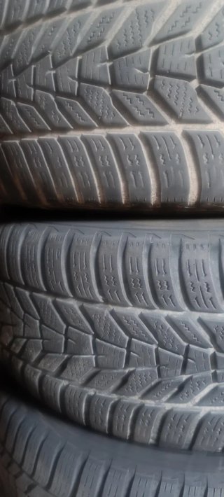 4 Llantas Originales Ford 17" con Neumáticos de In