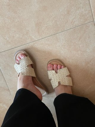 Sandalias Beige Tejidas