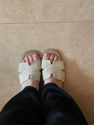 Sandalias Beige Tejidas