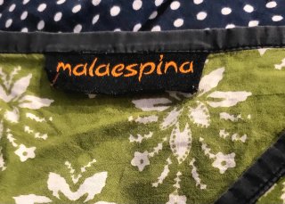 Blusa manga corta mariposa, estampado multicolor