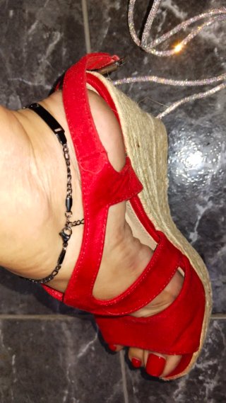 Sandalias cuña rojas