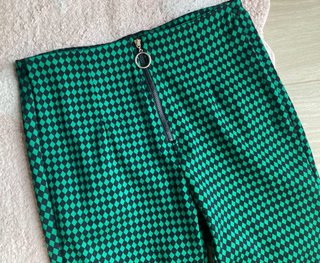 Pantalones Lylu rombos verde y negro