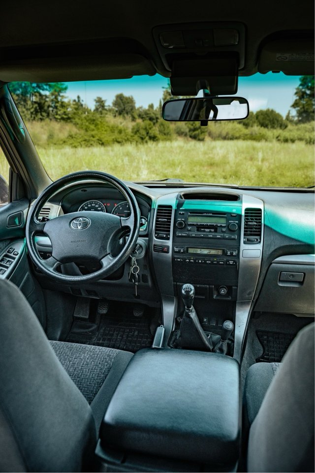 Toyota Land Cruiser 2003