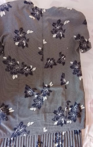 Vestido Schneberger talla 48-50 (da mucha talla)