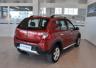 Dacia Sandero 2012