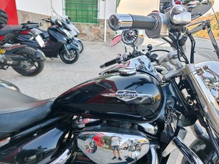 Suzuki Intruder 800 2008 Negra