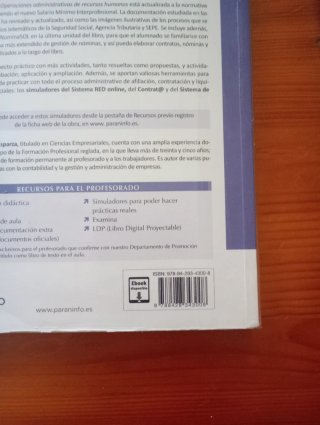 Lote de libros de texto para administración grado