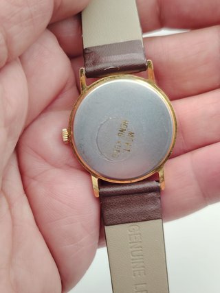 Reloj Q&Q Mecánico Vintage Dorado 32mm