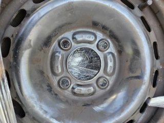 3 ruedas volvo 1900 dieselde año 2001