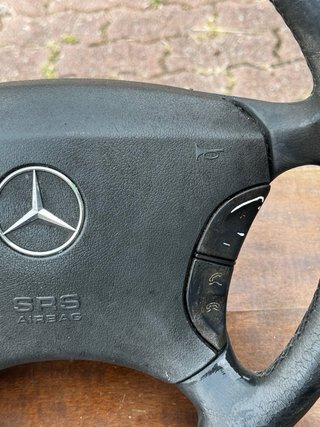 Volante Multifunción Mercedes-Benz con Airbag