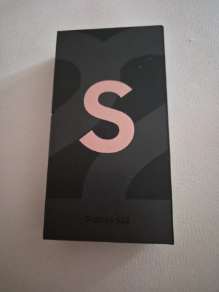 Samsung Galaxy S22 Caja Negra