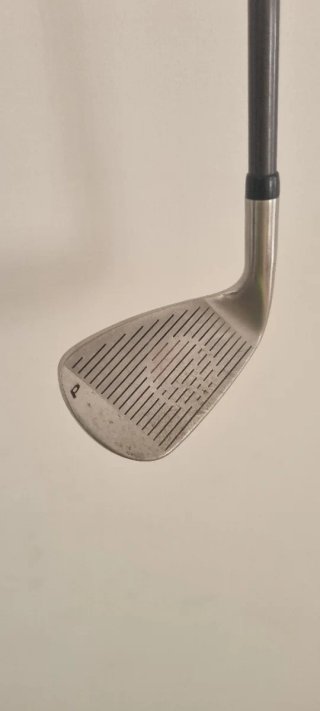 PitchingWedge TaylorMade Burner. Palos de Golf