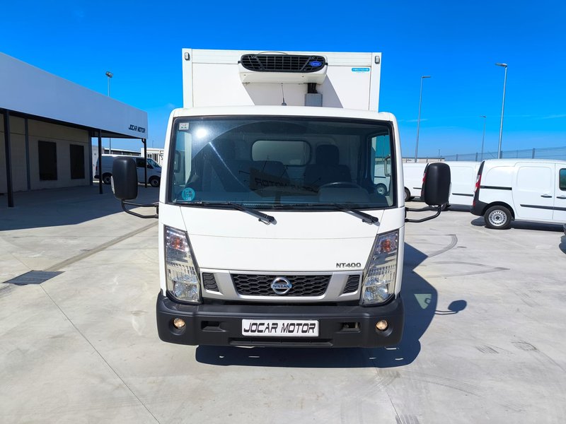 Nissan 2020, foto 2