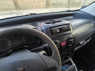 Peugeot Bipper 2008