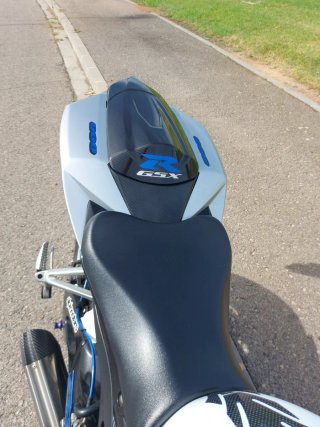 Suzuki GSXR 600 K8 Deportiva