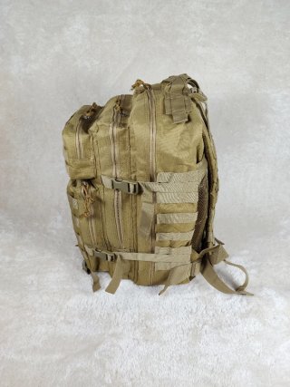 Mochila Táctica Militar Beige ideal avión gym 45L.