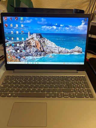 Portátil Lenovo Core i5 8ª Gen