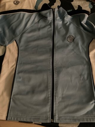 Chaqueta deportiva con logo