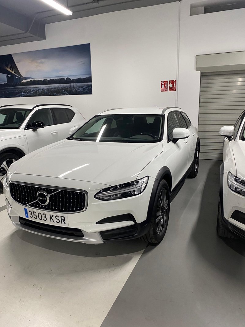 Volvo V90 2018 - foto 1