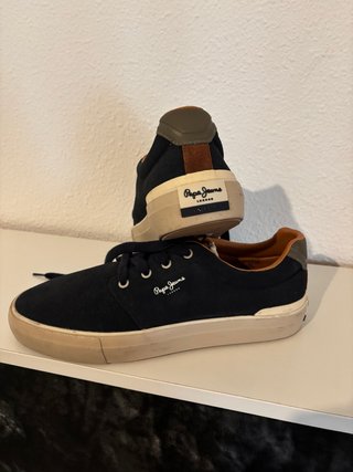 Zapatillas Pepe Jeans Negras y Beige