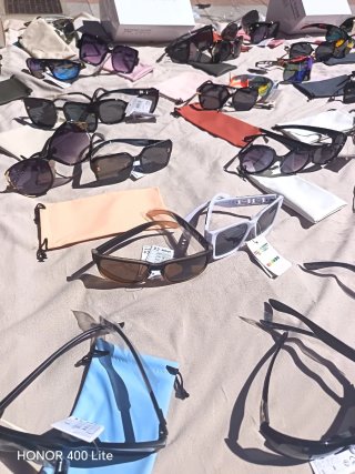 Lote de gafas de sol 60 gafas